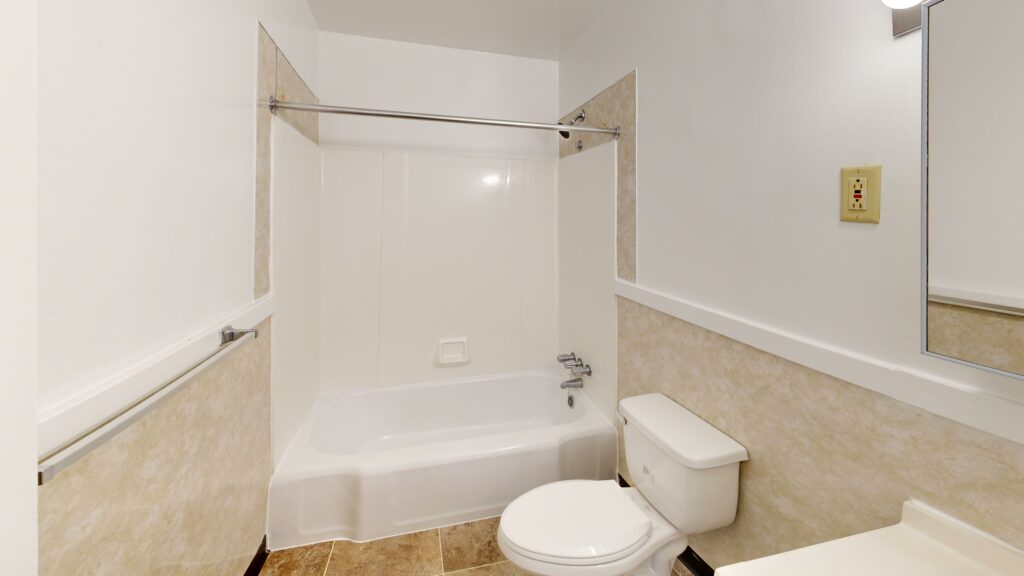 Sedgefield, Marsh Properties, family-owned real estate Charlotte, Providence Flats two-bedroom, boutique pet spa, pet-friendly facilities