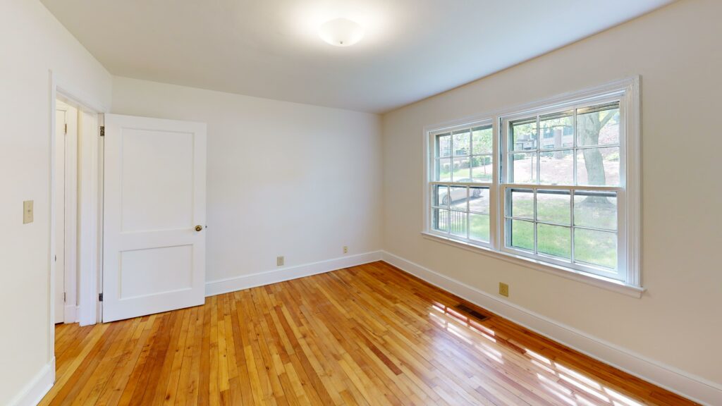 Sedgefield, Marsh Properties, Strawberry Hill shopping village, resort-style pool, rooftop terrace, service requests