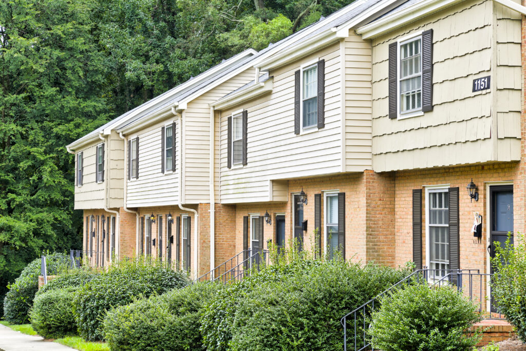 Salem Village, family-owned real estate Charlotte, customer service, Strawberry Hill shopping village, Sedgefield retail center, resort-style pool