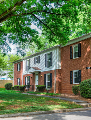 Elmhurst At Sedgefield exterior