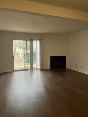 Heathstead, Marsh Properties, The Edge at Sedgefield, serene courtyard, pet-friendly facilities, service requests